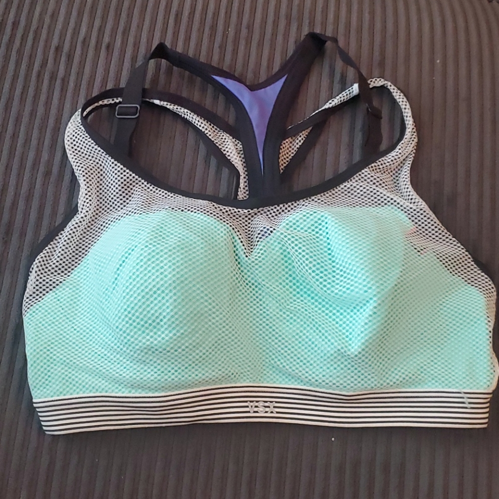 VSX underwire sports bra 34C
